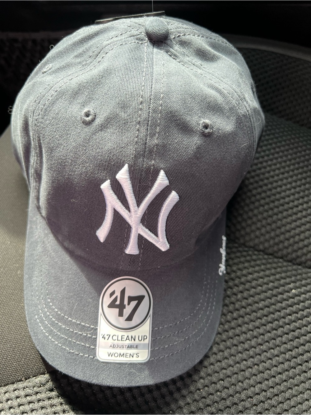 47 Women's New York Yankees Navy Cap with White Logo